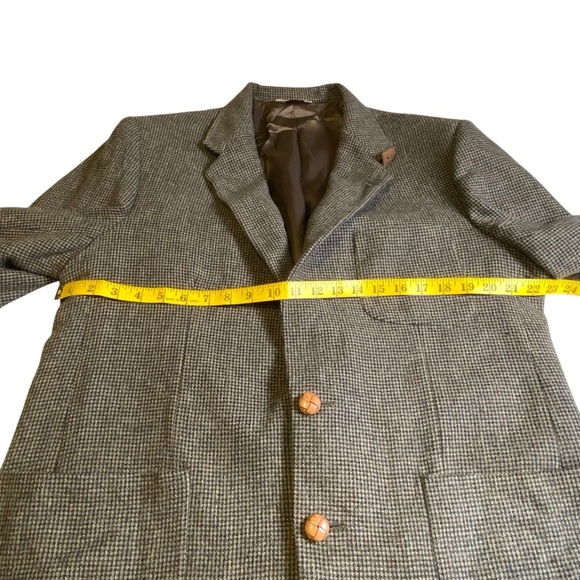 Hunt Valley Grey Black Patterned Sports Coat, 44L - Picture 5 of 13